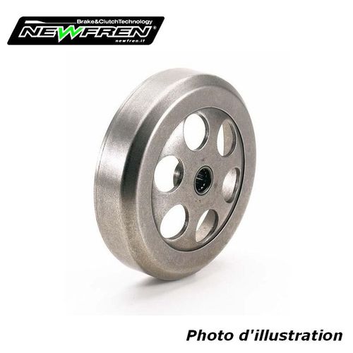 Newfren - Cloche Embrayage Compatible Suzuki Burgman 125 07-15 / Sixteen Ux 125 08-11