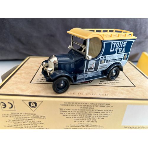Lledo 1/43 - Days Gone N°50000 - Bull Nase Morris Lyon's Tea 1926