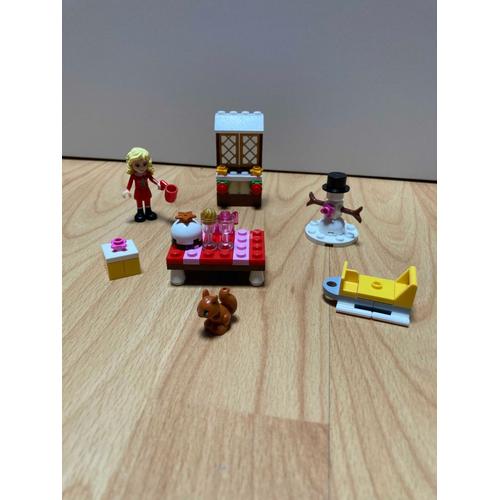 Lego Friends Figurine Christina Noel Avec Accessoires