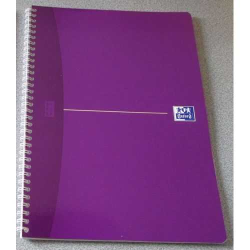 Cahier Oxford My Style A4 - 21x29,7cm-Couverture Pelliculée Brillante Violet Fuschia-Double Spirale-100 Pages-Papier Blanc 90g Carreaux 5x5 Avec En-Tête Et Double Marge-Règle Marque-Page Amovible