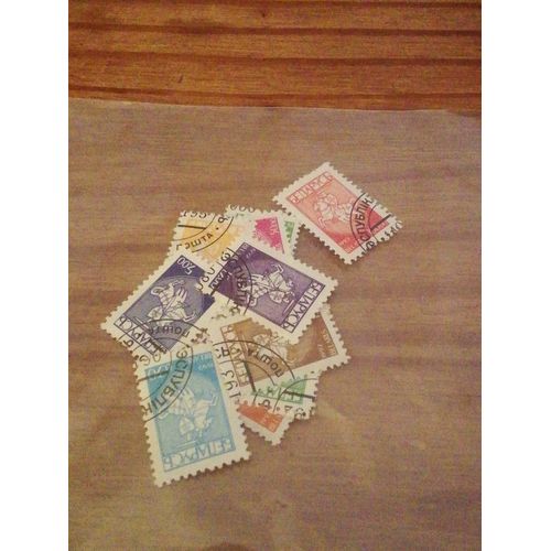 Lot De 11 Timbres Bielorusie