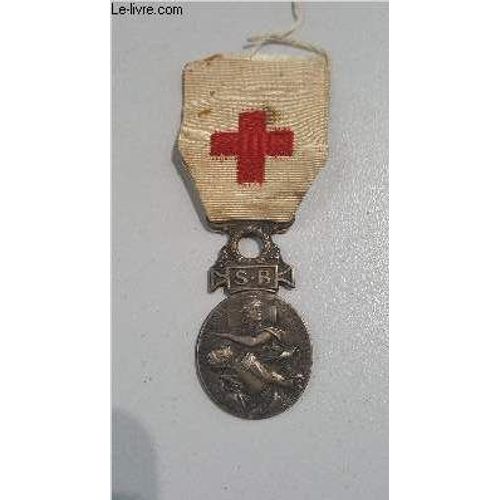 Une Medaille Croix Rouge Societe Francaise De Secours Au Blesses Militaires 1864-1866.