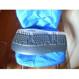 Clavier Microsoft Wireless Natural Multimédia Keyboard sans fil.