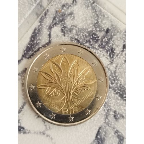 Pièce 2 € Rare 2022 Très Bonne État