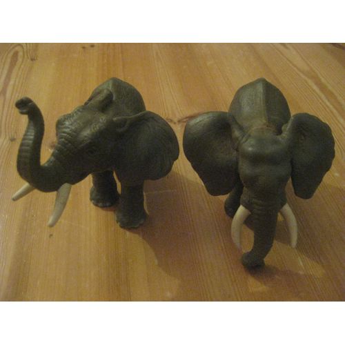 2 Éléphants D'afrique En Caoutchouc