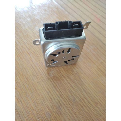 Moteur tourne broche pour four Whirlpool