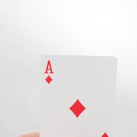 Jeu de cartes marquées et biseautées