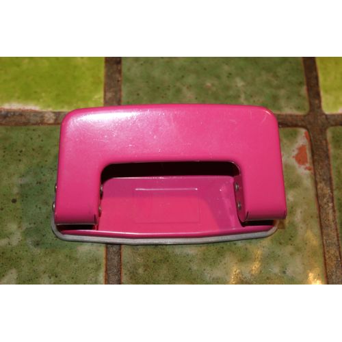 Perforeuse Rose/Violine 2 Trous