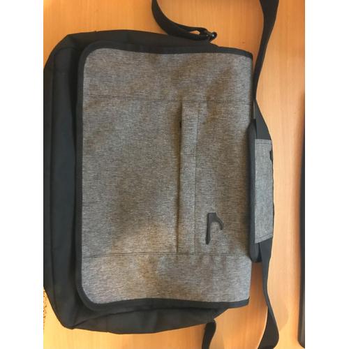 Sac Quiksilver Gris avec Bandoulière.