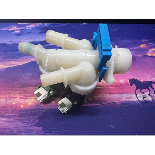 Electrovanne 3 voies B41p824 Lave-linge - 4055125225 4055017182 1325188108 Lave-linge AEG, ELECTROLUX, ZANUSSI