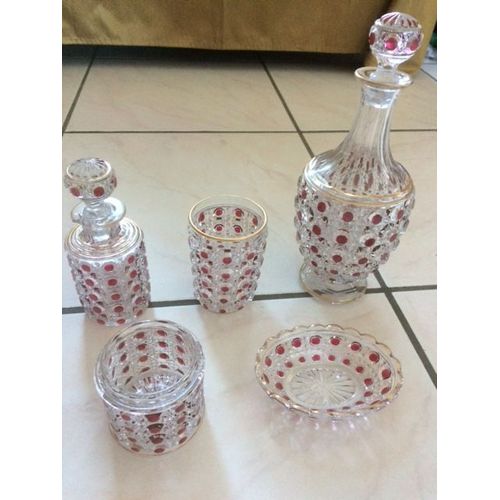 Garniture De Toilette En Cristal De Baccarat