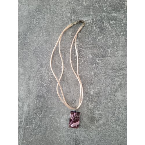 Collier Fantaisie En Verre Rose Et Violet