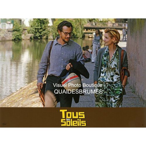 Tous Les Soleils: Jeu De 6 Photos D'exploitation Cinématographique - Format 21x28 Cm - De Philippe Claudel Avec Stefano Accorsi, Neri Marcorè, Clotilde Courau, Lisa Cipriani, Anouk Aimée - 2011