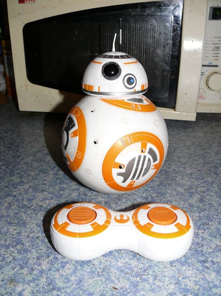 Robot 8 Star Wars Avec Sa Telecommande Rakuten