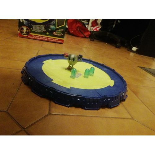 Toupie Pac-Man Avec Piste Circulaire Et 3 Fantomes