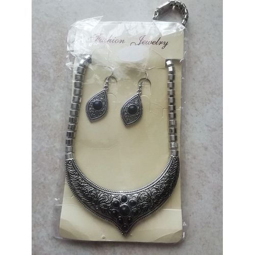 Parure Colier Et Bouches D Oreilles Fantaisie