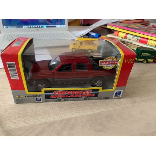 Chevrolet Avalanche-New Ray