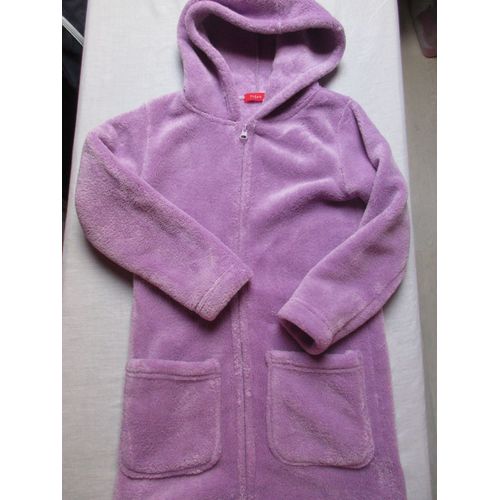 Robe De Chambre, 6 Ans