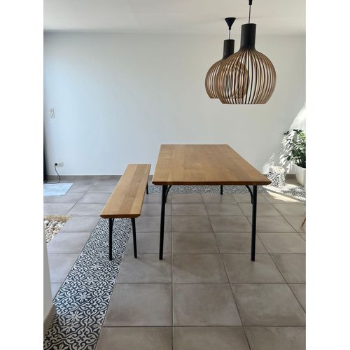 Table En Bois Massif Et Son Banc
