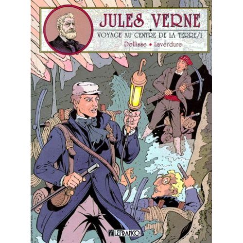 Jules Verne : Voyage Au Centre De La Terre - Tome 1