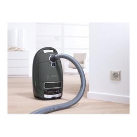 Que vaut l'aspirateur avec sac Miele Complete C3 Excellence EcoLine dans la  pratique ? - Comparatif Aspirateur