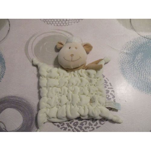 Doudou Plat Mouton Blanc Avec Écharpe Marron Tiamo