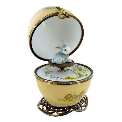 Le Beau Danube Bleu - Boîte À Musique En Forme D'oeuf - Oeuf Musical En Porcelaine De Limoges De Style Fabergé Avec Lapin Animé.