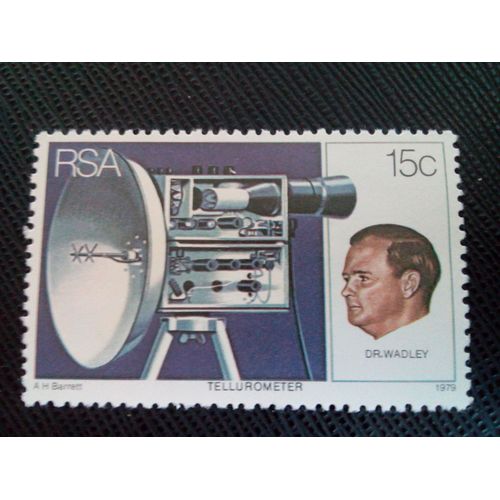 Timbre Afrique Du Sud Yt 457 Dr Wadley, Inventeur Du Telluromètre 1979 ( 091204 )