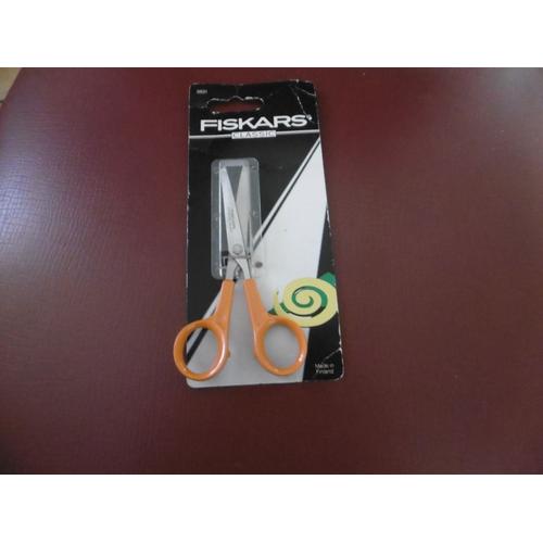 Fiskars Ciseaux Bouts Ronds 13cm Pour Droitiers Ou Gauchers Hobby 9891