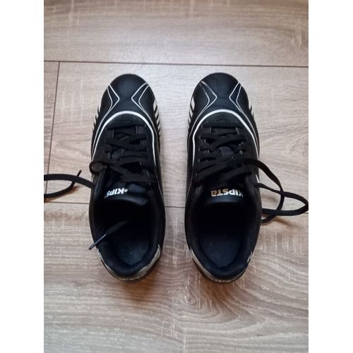 Chaussures De Foot Noires Marque Kipsta Taille 36