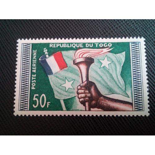 Timbre Togo Yt Pa 30 Torche Et Drapeau 1959 ( 031204 )