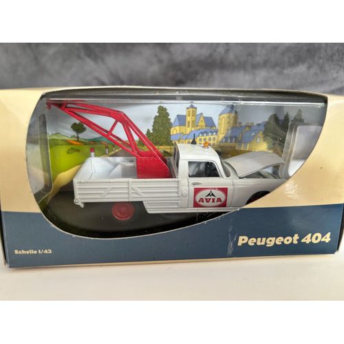 Atlas 1/43 - Les Petits Utilitaires Francais N° 3 - Peugeot 404 Dépanneuse Avia