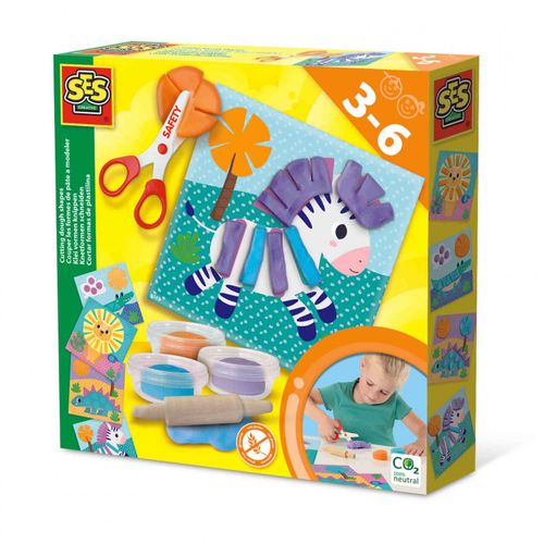Ses Creative Couper Les Formes De Pâte A Modeler