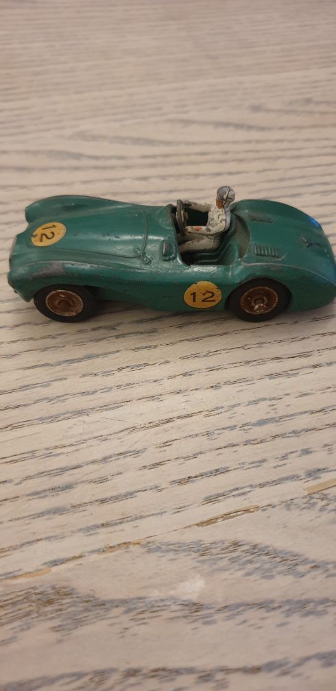 Dinky Toys 506 Aston Martin-Dinky Toys