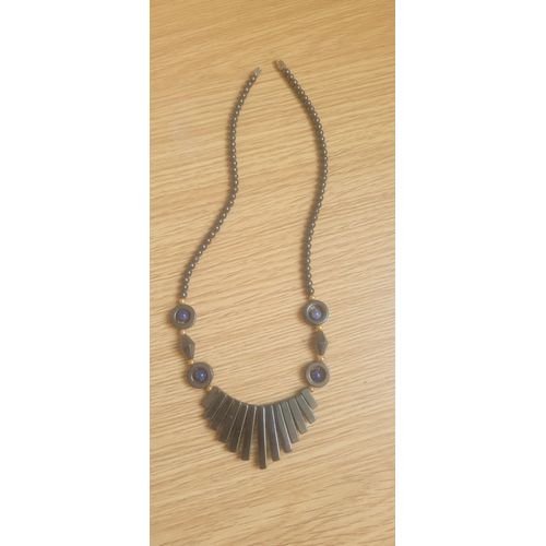 Collier De Perle De La Réunion En Hematite.