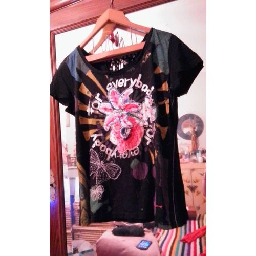 Top Noir Motifs Cousus Colorés 42 Xl Desigual.