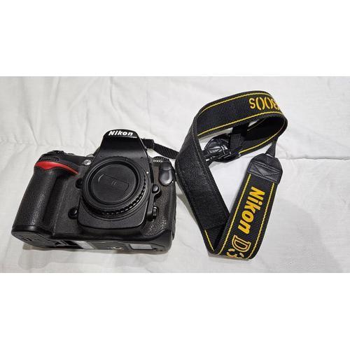 NIKON D300S 12.3 MPIX + Poignée GRIP MB-D10 + Accessoires