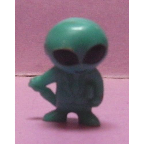 Mini Figurine En Résine Style Glo / Glow In The Dark " Alien / Aliens / Extraterrestre " Avec Parapluie Et Journal