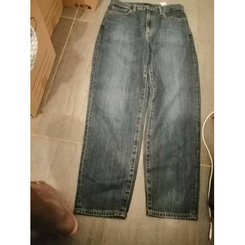 Jean Bleu Uniqlo Taille 42. Excellent État.