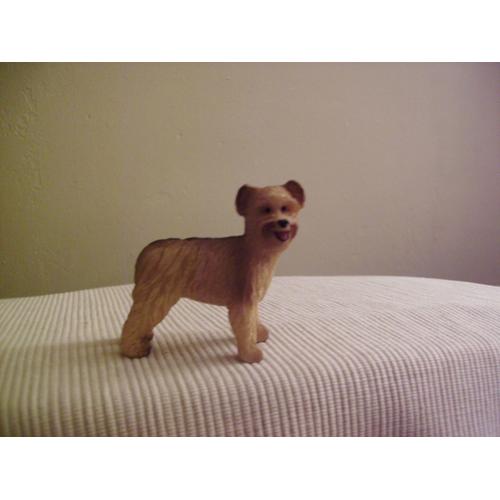 Figurine Chien Berger Des Pyrennes