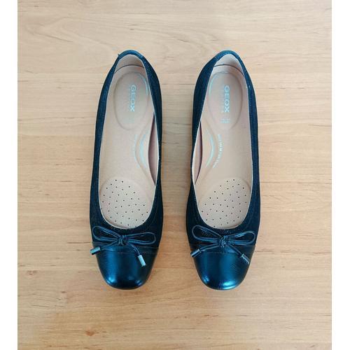 Ballerines Noires A Dentelle. Noeud. Geox. Cuir Et Synthetique. Pointure 38,5. - 38 1/2