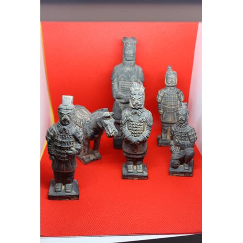 Lot De Figurines En Terre Cuite, Soldats De La Dynastie Qin