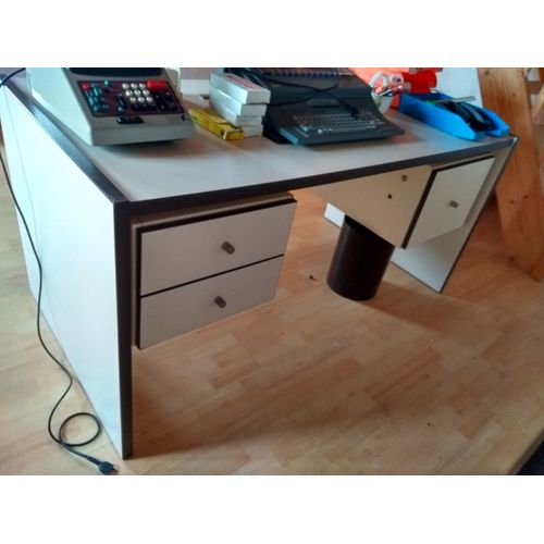 Bureau De Travail