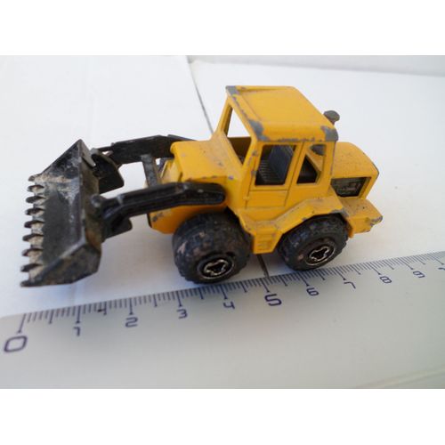 Tracto Pelle Jaune Modele Cheminee Grise-Majorette