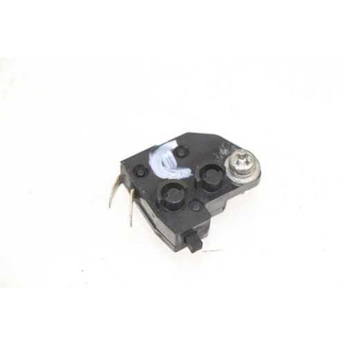 Contacteur Feu Stop Droit Peugeot Satelis 125 2010 - 2012 / 110555
