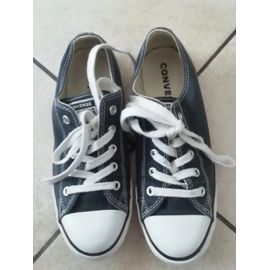 Baskets Converses Idéales Env 36,5 ( Petit 37,5 ).