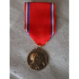 Agrafe VERDUN  pour Médaille Commémorative de VERDUN 
