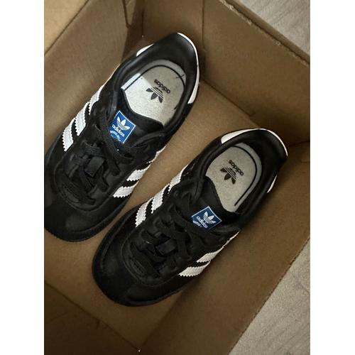 Basket Adidas Enfant 2 Ans - 24