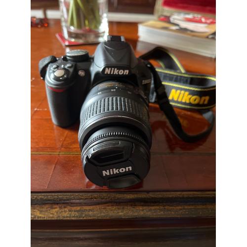 Nikon D3100 14.2 mpix + Objectif 18x55 + Objectif 55x200