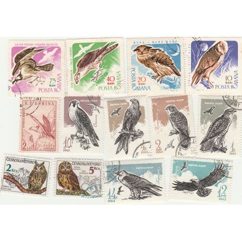 13 Timbres Rapaces Oblitérés De Roumanie, Russie Et Tchécoslovaquie